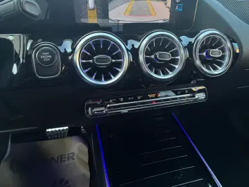 Mercedes Benz GLA 250e