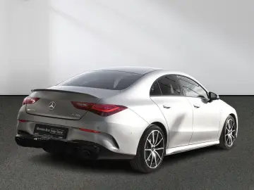 MERCEDES-BENZ CLA 35 AMG 4M Distronic Multibeam Panorama