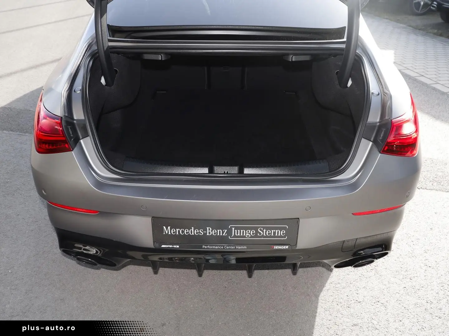 MERCEDES-BENZ CLA 35 AMG 4M Distronic Multibeam Panorama