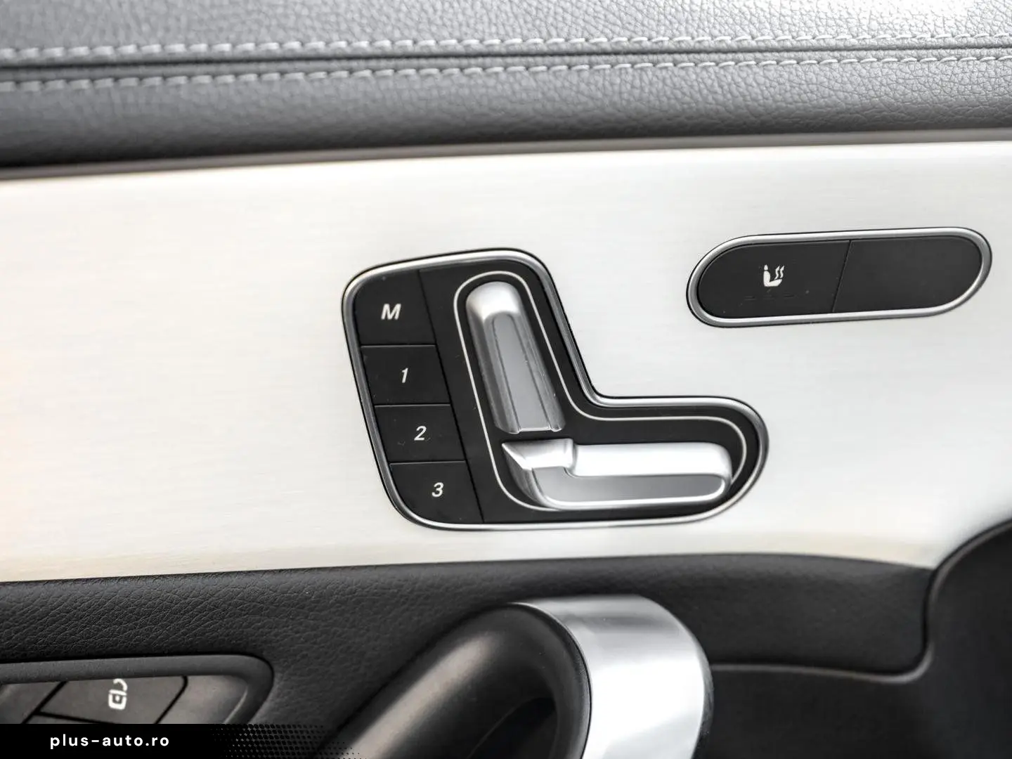 MERCEDES-BENZ CLA 35 AMG 4M Distronic Multibeam Panorama