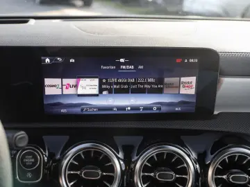 MERCEDES-BENZ CLA 35 AMG 4M Distronic Multibeam Panorama