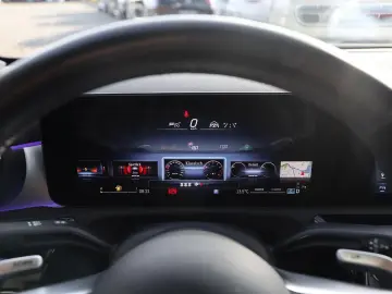 MERCEDES-BENZ CLA 35 AMG 4M Distronic Multibeam Panorama