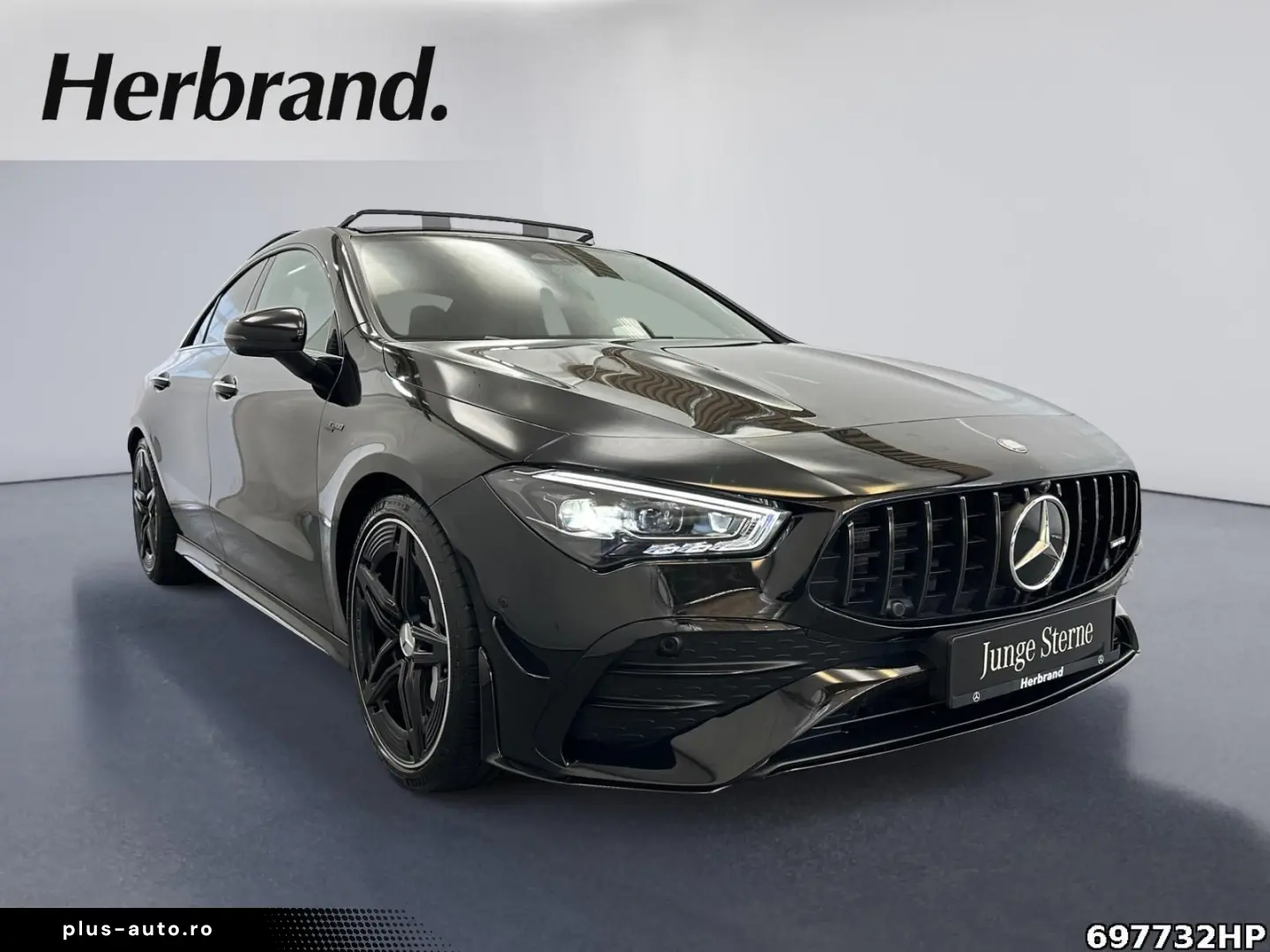 MERCEDES-BENZ CLA 35 AMG 4M Coupe  MULTIBEAM Pano Night
