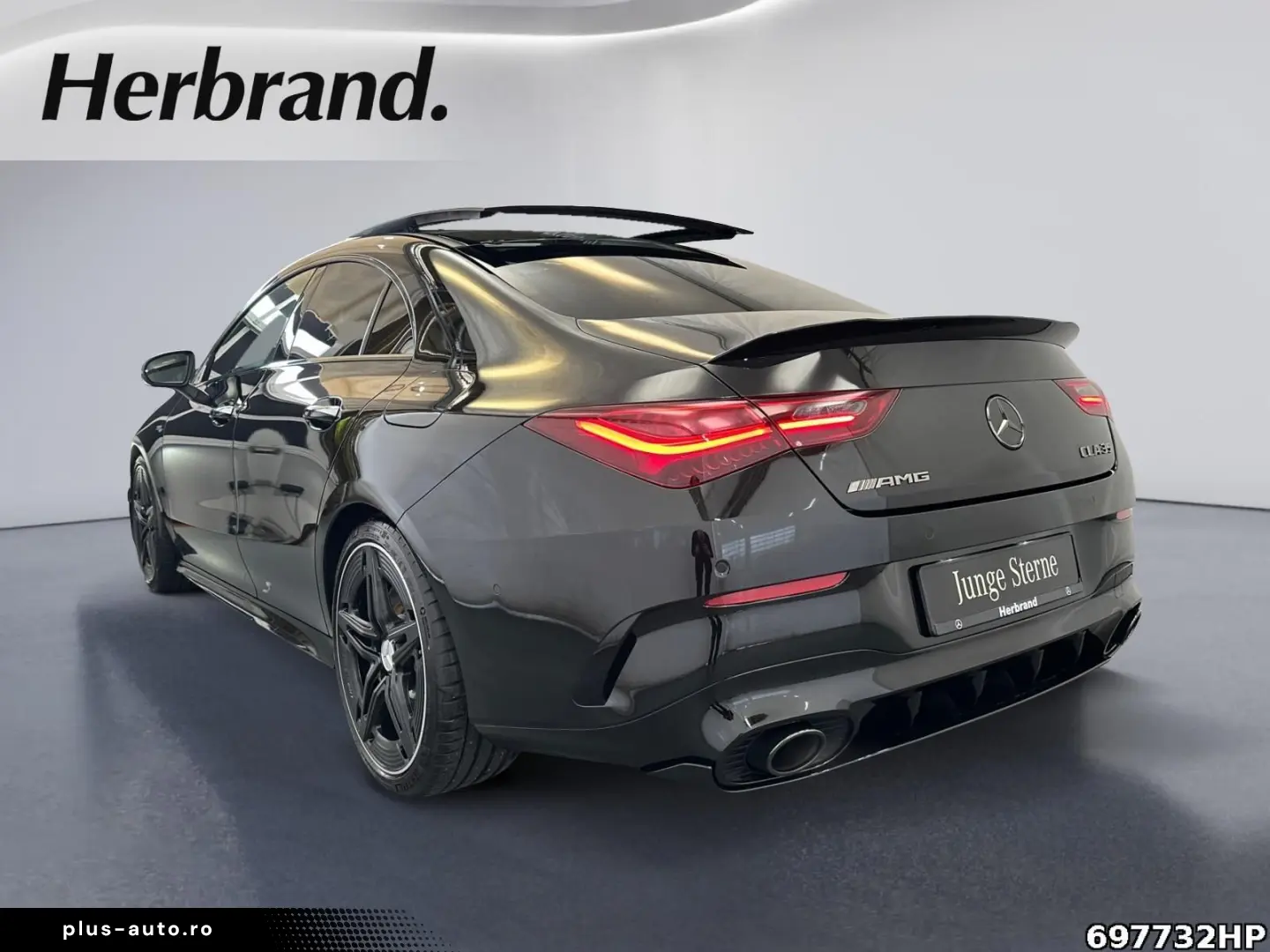 MERCEDES-BENZ CLA 35 AMG 4M Coupe  MULTIBEAM Pano Night