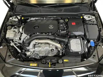 MERCEDES-BENZ CLA 35 AMG 4M Coupe  MULTIBEAM Pano Night