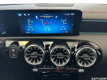 MERCEDES-BENZ CLA 35 AMG 4M Coupe  MULTIBEAM Pano Night