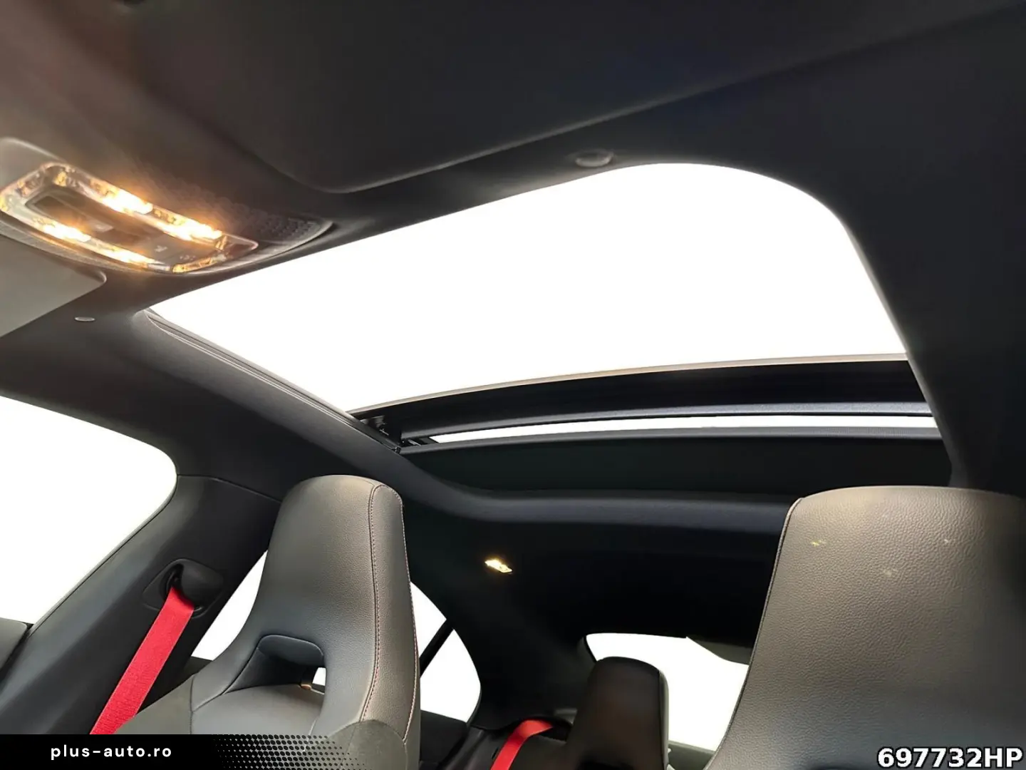 MERCEDES-BENZ CLA 35 AMG 4M Coupe  MULTIBEAM Pano Night