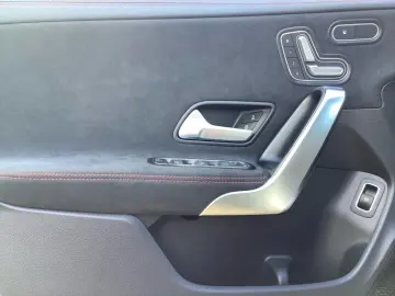 MERCEDES-BENZ CLA 35 AMG 4M Coupé PANO HuD NIGHT DISTR 360