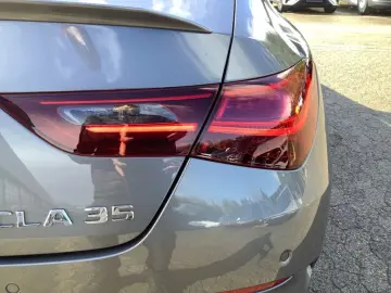 MERCEDES-BENZ CLA 35 AMG 4M Coupé PANO HuD NIGHT DISTR 360