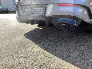 MERCEDES-BENZ CLA 35 AMG 4M Coupé PANO HuD NIGHT DISTR 360