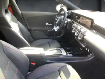 MERCEDES-BENZ CLA 35 AMG 4M Coupé PANO HuD NIGHT DISTR 360