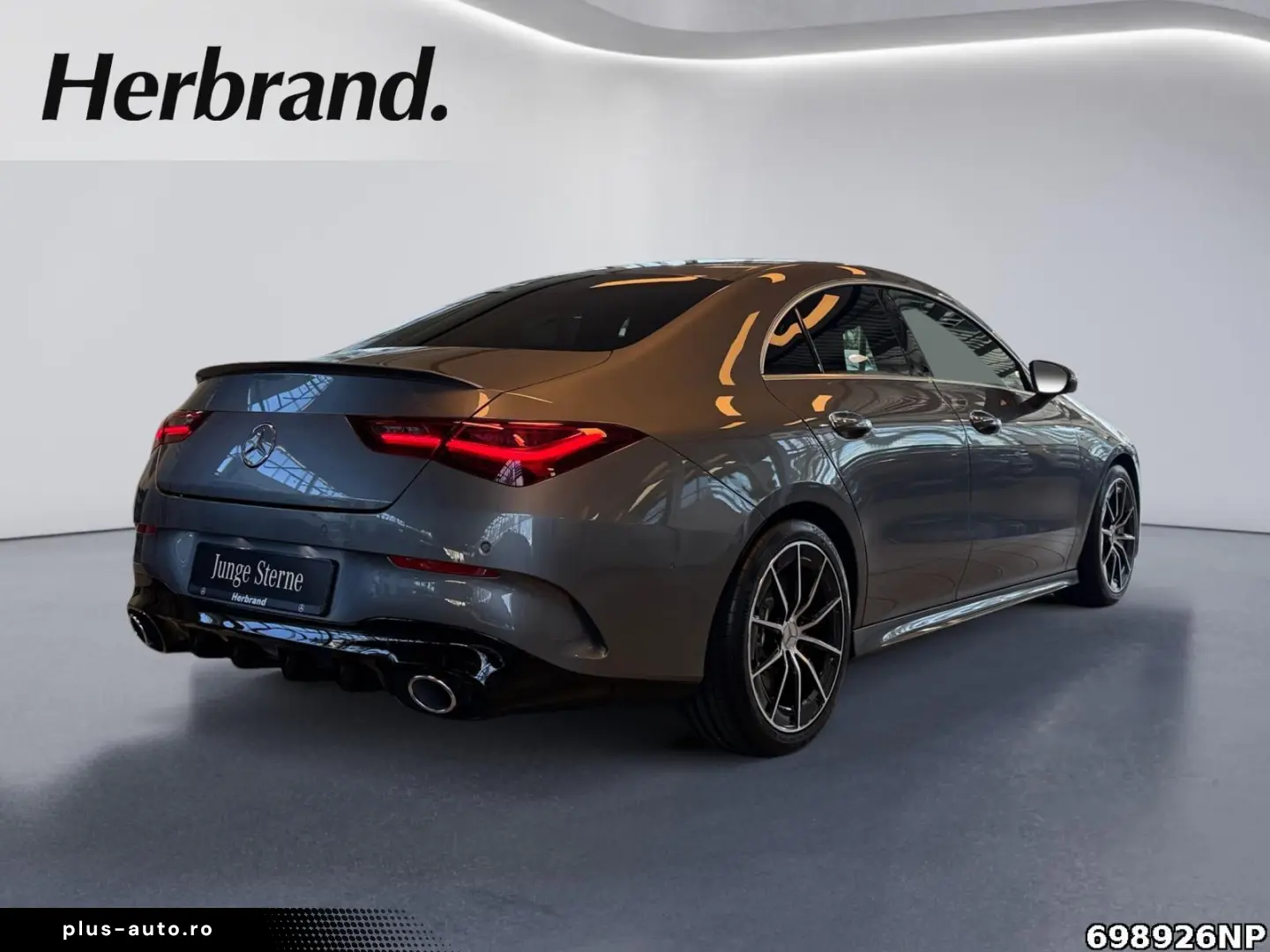 MERCEDES-BENZ CLA 35 AMG 4M Coupé  Pano HUD Memory Distronic