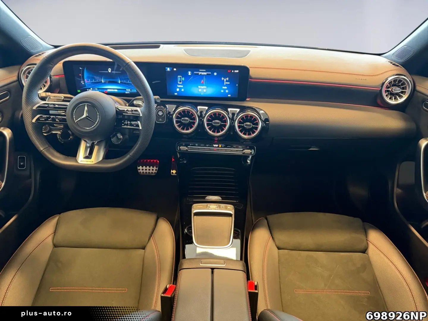 MERCEDES-BENZ CLA 35 AMG 4M Coupé  Pano HUD Memory Distronic