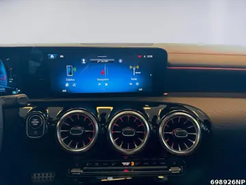 MERCEDES-BENZ CLA 35 AMG 4M Coupé  Pano HUD Memory Distronic