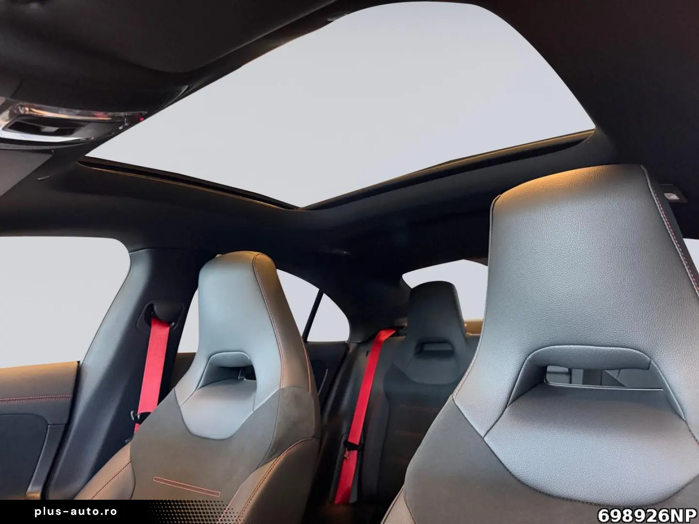 MERCEDES-BENZ CLA 35 AMG 4M Coupé  Pano HUD Memory Distronic