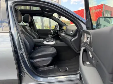 MERCEDES-BENZ GLE 53 AMG 4Matic Night Performance HUD