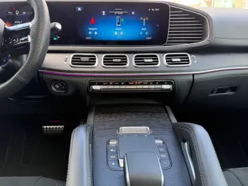 MERCEDES-BENZ GLE 53 AMG 4Matic Night Performance HUD