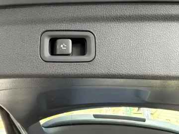 MERCEDES-BENZ GLE 53 AMG 4Matic Night Performance HUD