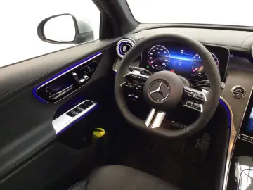 MERCEDES-BENZ GLC 220 d 4M Coupé EDITION-AMG PANO 360