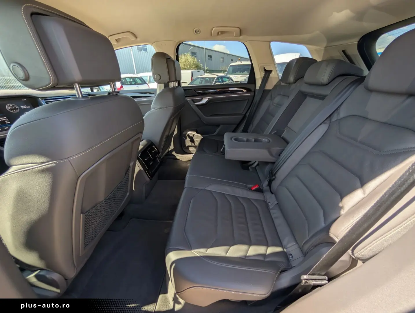 Volkswagen Touareg   3.0 V6 286 CP   360 grade   Perne TVA D