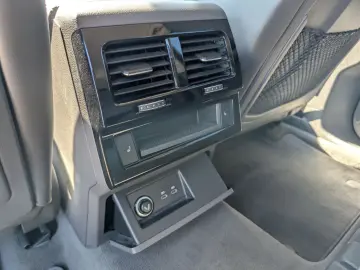 Volkswagen Touareg   3.0 V6 286 CP   360 grade   Perne TVA D