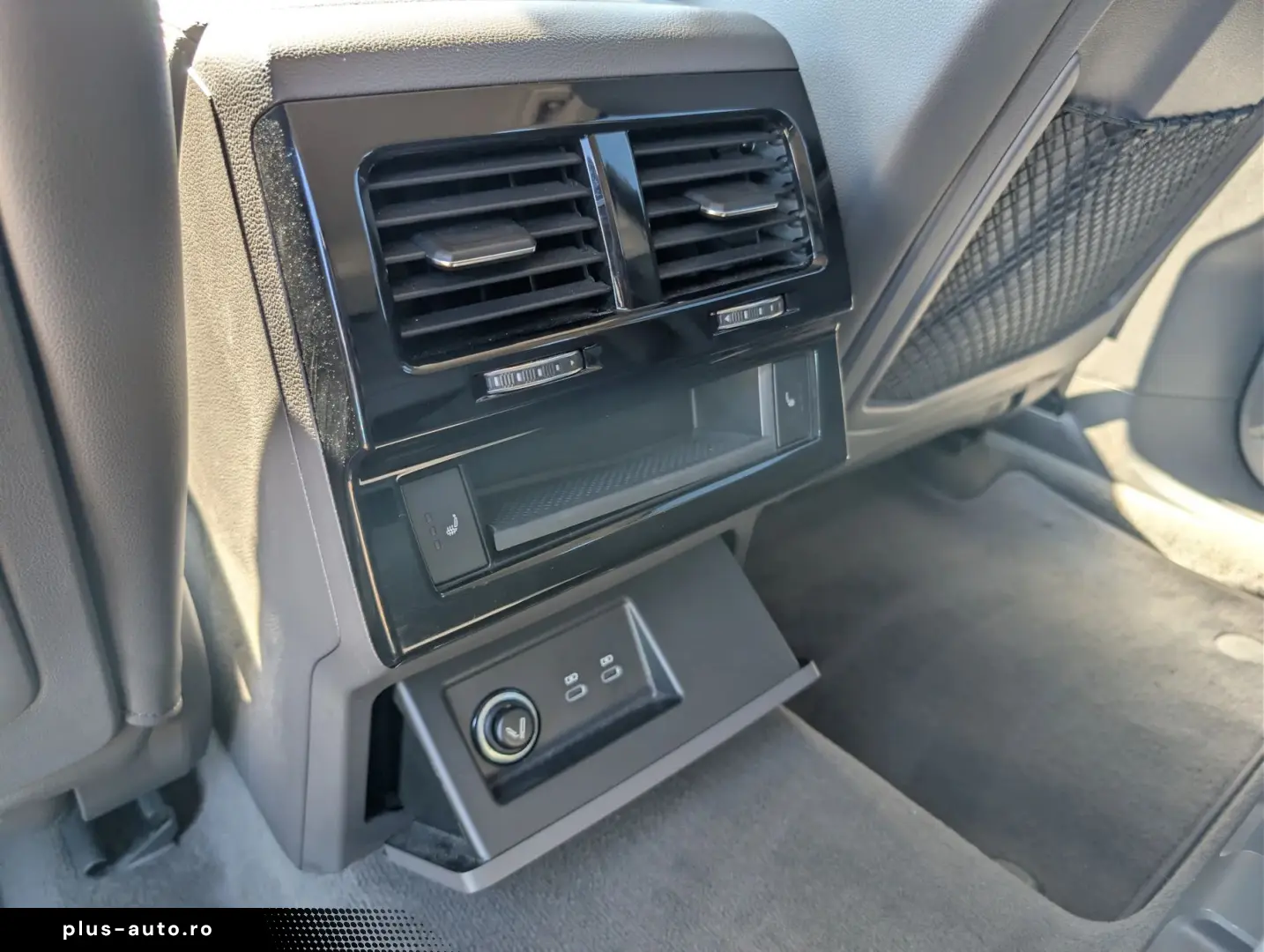 Volkswagen Touareg   3.0 V6 286 CP   360 grade   Perne TVA D