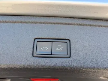 Volkswagen Touareg   3.0 V6 286 CP   360 grade   Perne TVA D