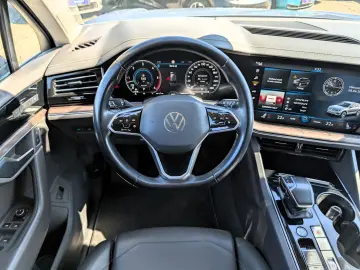Volkswagen Touareg   3.0 V6 286 CP   360 grade   Perne TVA D