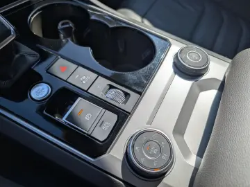 Volkswagen Touareg   3.0 V6 286 CP   360 grade   Perne TVA D