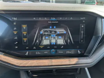 Volkswagen Touareg   3.0 V6 286 CP   360 grade   Perne TVA D