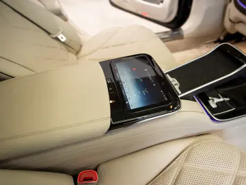 Mercedes-Benz S 580 V8 Maybach 4M