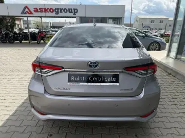 Toyota Corolla Sedan 1.8 HSD Exclusive