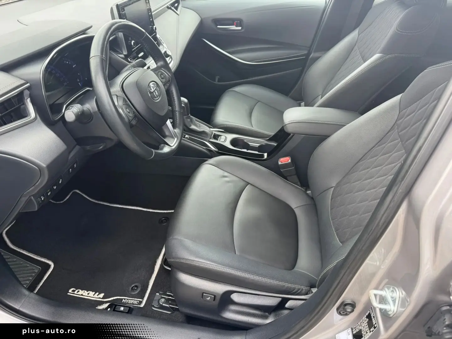 Toyota Corolla Sedan 1.8 HSD Exclusive