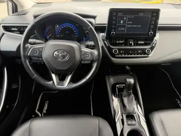 Toyota Corolla Sedan 1.8 HSD Exclusive