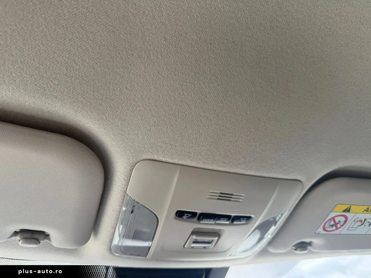 Toyota Corolla Sedan 1.8 HSD Exclusive