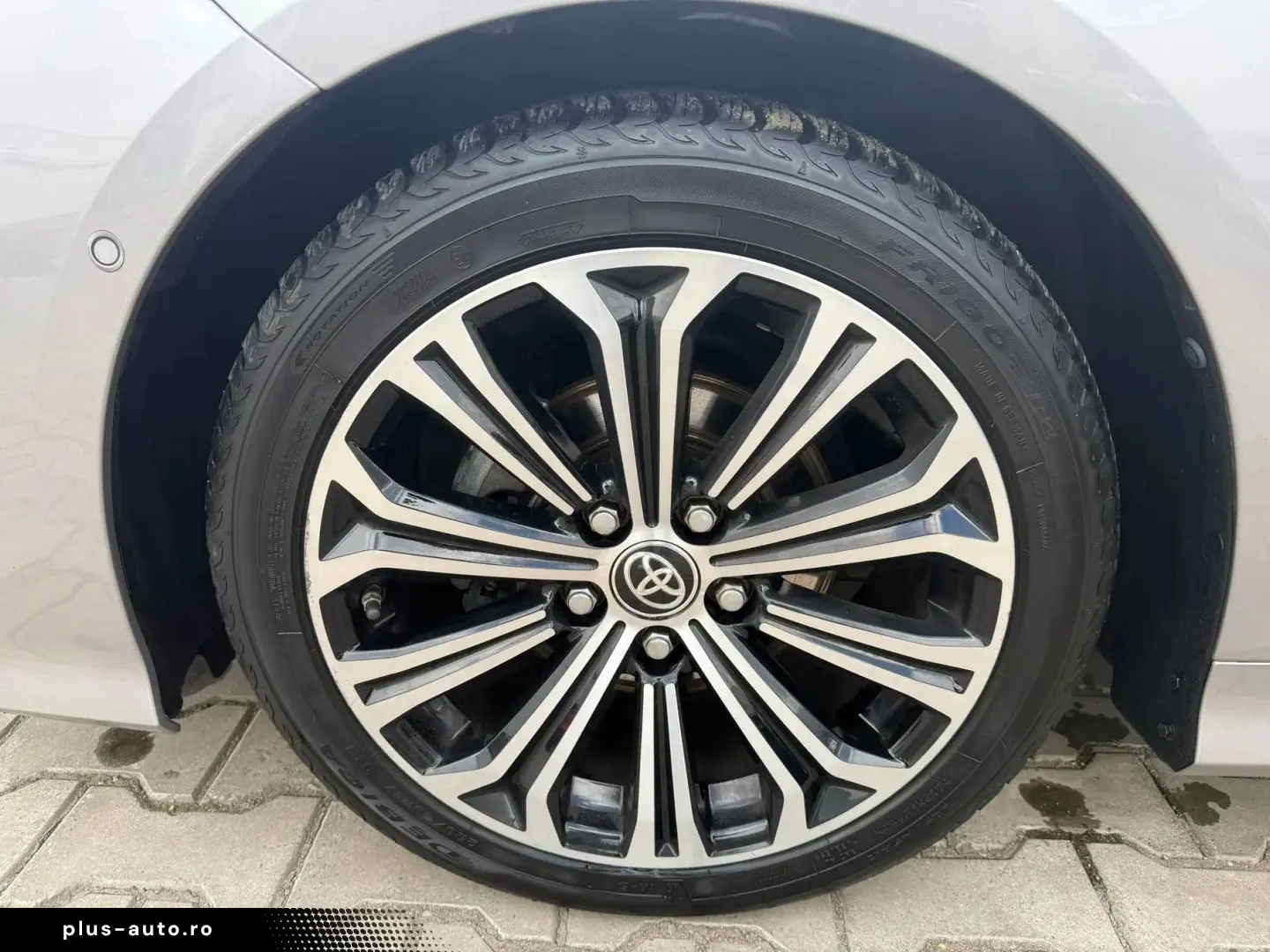 Toyota Corolla Sedan 1.8 HSD Exclusive