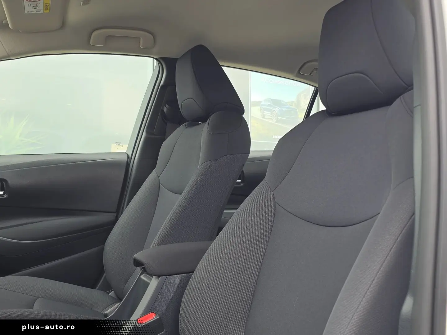 Toyota Corolla Sedan 1.8 Hybrid ECO