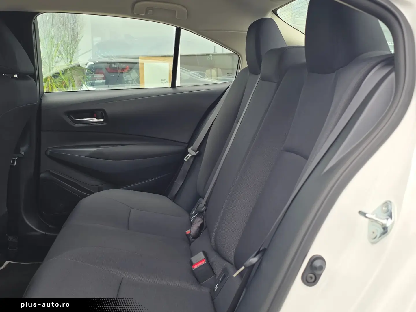 Toyota Corolla Sedan 1.8 Hybrid ECO