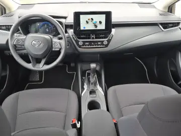 Toyota Corolla Sedan 1.8 Hybrid ECO
