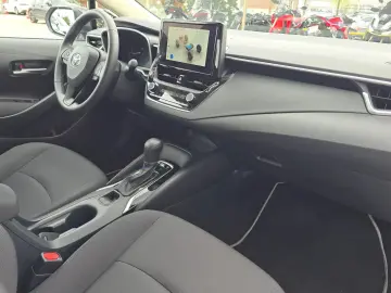 Toyota Corolla Sedan 1.8 Hybrid ECO