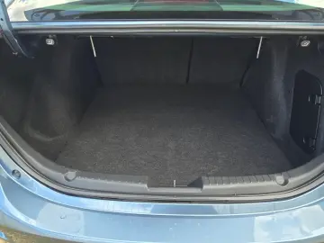 Mazda 3 Sedan 2.0 G120 Challenge - 120 CP MT