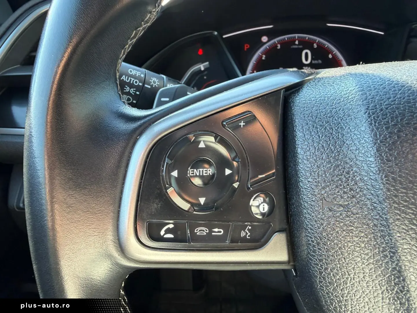 Honda Civic X Sport Plus AT 1.5 VTEC Turbo 182 CP