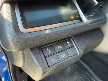 Honda Civic X Sport Plus AT 1.5 VTEC Turbo 182 CP