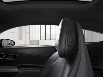 MERCEDES-BENZ CLE 300e AMG Night LenkradHz Pano AHK DigLight