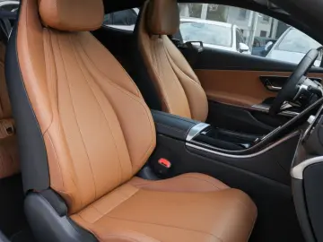 MERCEDES-BENZ CLE 300 e AMG-Sport DIGITAL Night 360 &hellip;