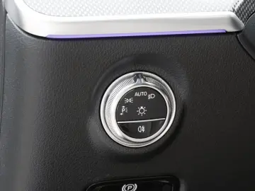 MERCEDES-BENZ CLE 300 e AMG-Sport DIGITAL Night 360 &hellip;