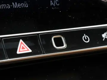 MERCEDES-BENZ CLE 300 e AMG-Sport DIGITAL Night 360 &hellip;