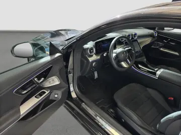 MERCEDES-BENZ CLE 450 4MATIC Coupé AMG Line Night Paket HUD