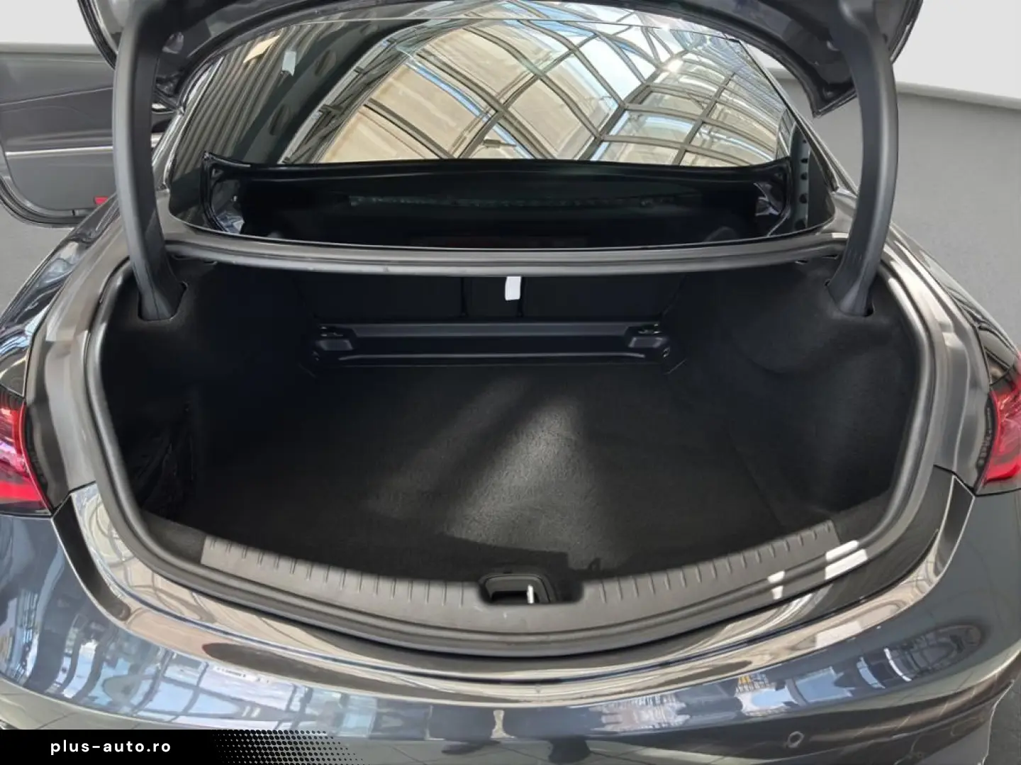 MERCEDES-BENZ CLE 450 4MATIC Coupé AMG Line Night Paket HUD