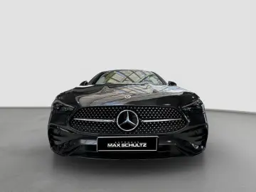 MERCEDES-BENZ CLE 450 4MATIC Coupé AMG Line Night Paket HUD